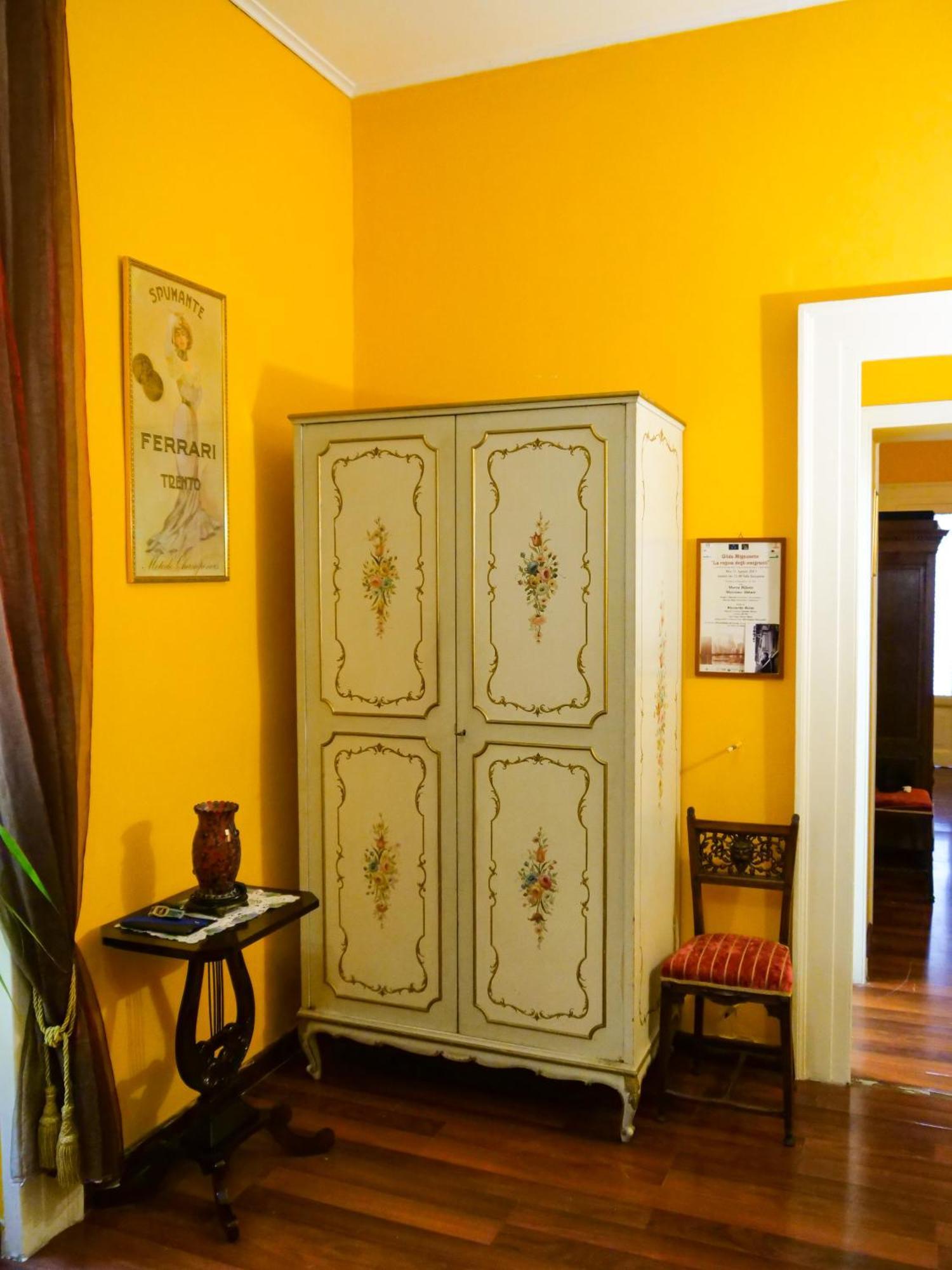 Salotto Sommer Bed & Breakfast Naples Luaran gambar