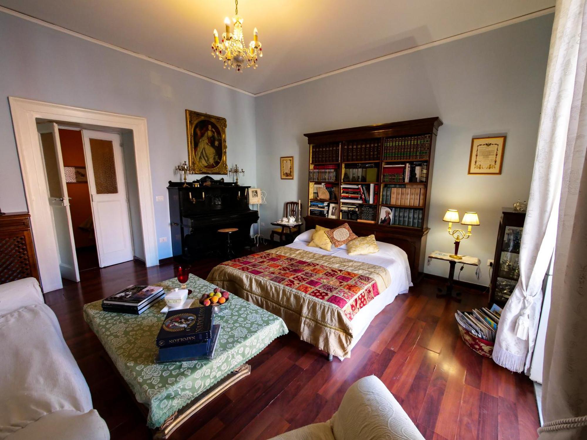 Salotto Sommer Bed & Breakfast Naples Luaran gambar