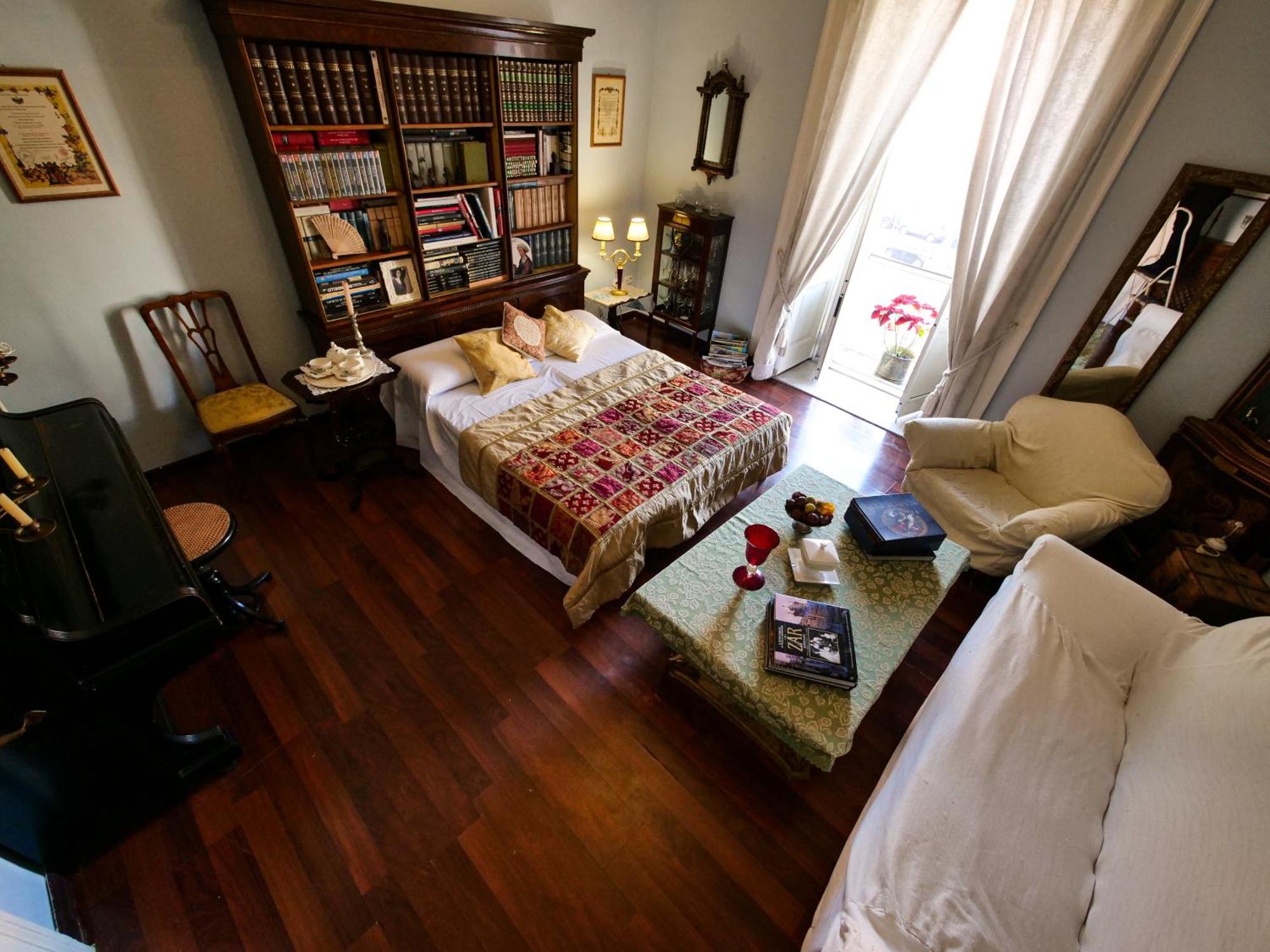 Salotto Sommer Bed & Breakfast Naples Luaran gambar